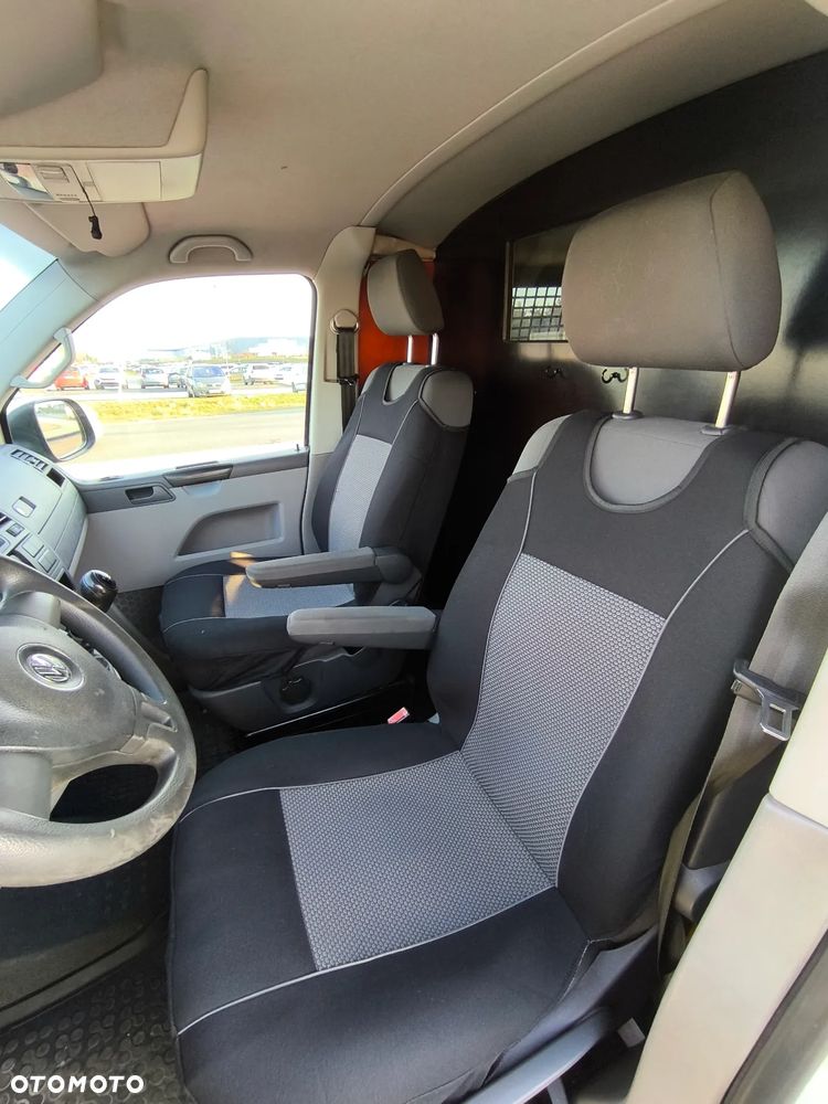 Volkswagen Transporter - 25