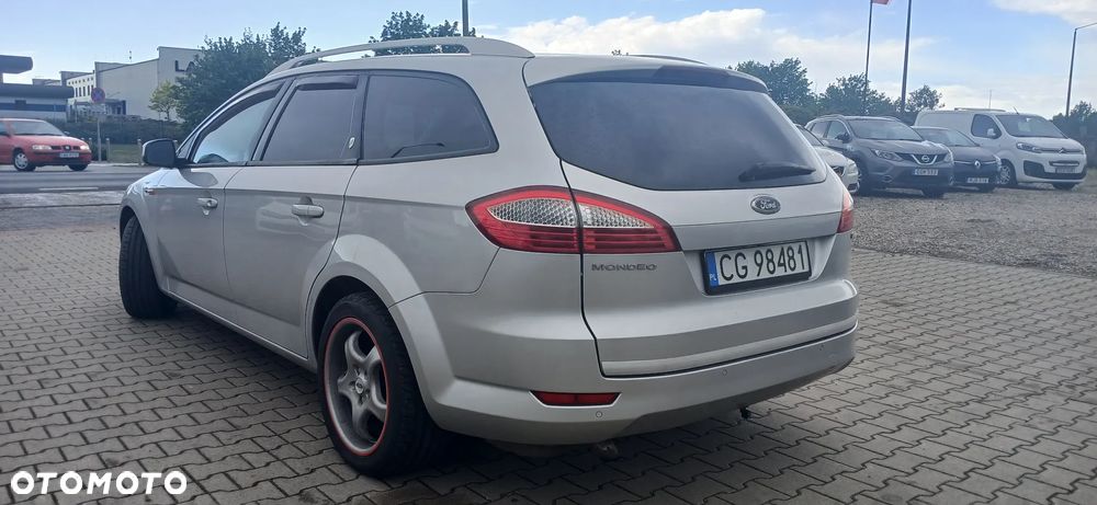 Ford Mondeo 2.0 TDCi Ambiente - 5
