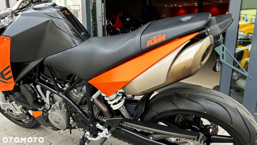 KTM Super Duke - 10