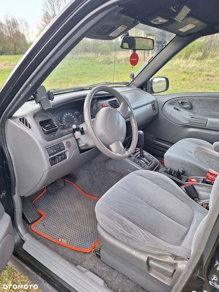 Suzuki Grand Vitara - 10