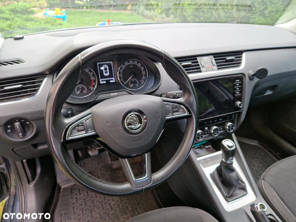 Skoda Octavia 2.0 TDI Ambition - 8