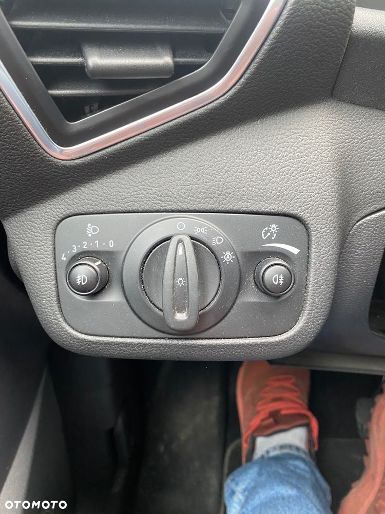 Ford Kuga 2.0 TDCi FWD Titanium - 13