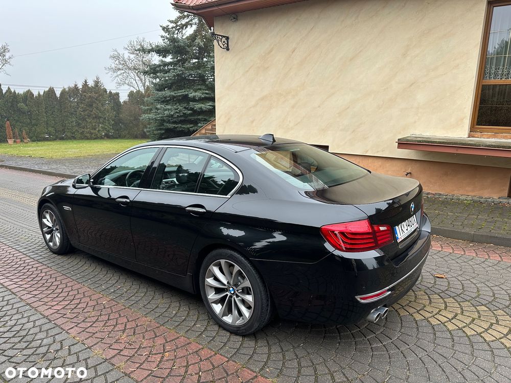 BMW Seria 5 520d xDrive Luxury Line - 4