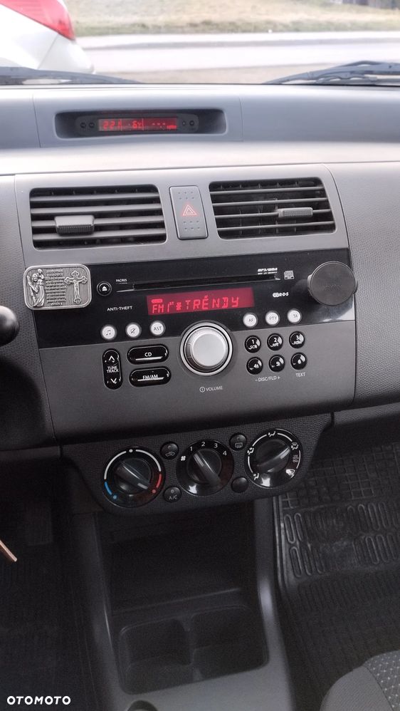 Suzuki Swift 1.3 Sakura - 11