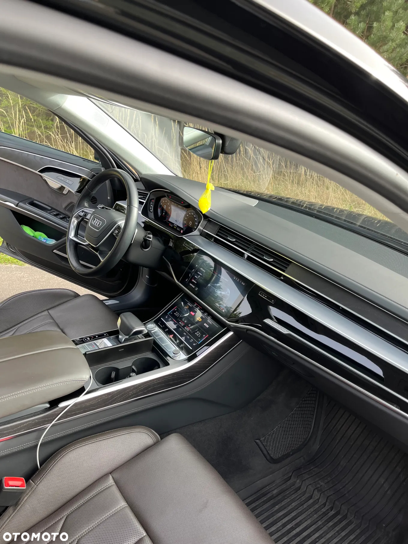 Audi A8 - 10
