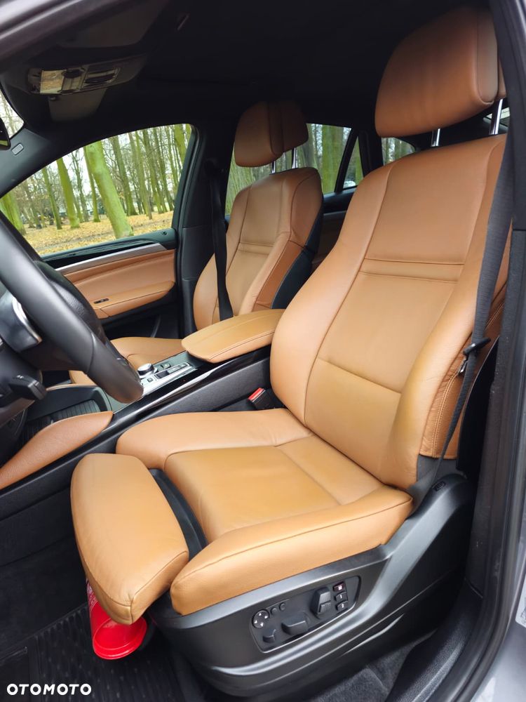 BMW X6 - 24