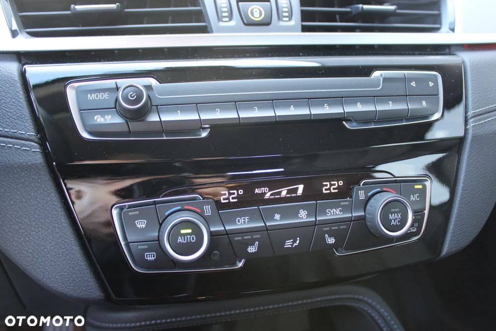 BMW X1 sDrive18i xLine - 17