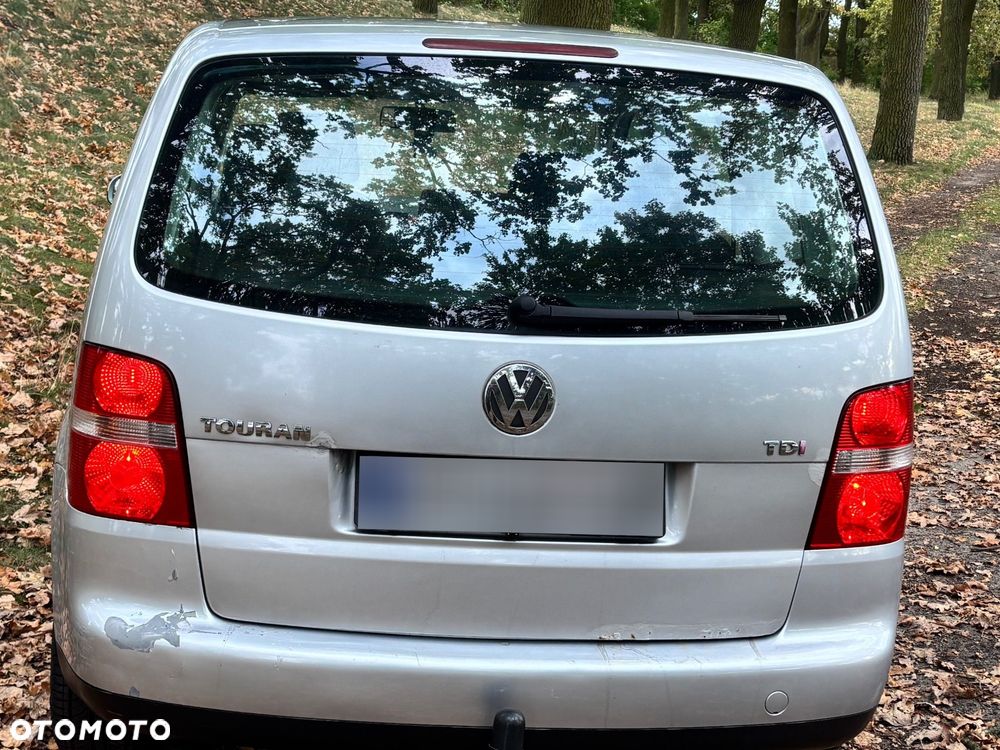 Volkswagen Touran 1.9 TDI Highline - 6