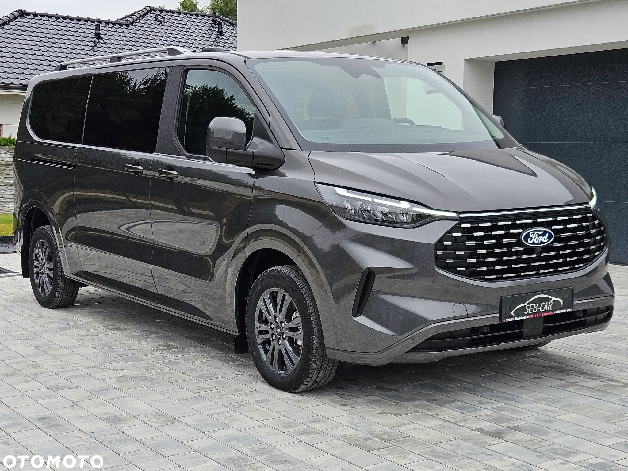 Ford Tourneo Custom 2.0 EcoBlue L2 Titanium SelectShift - 38