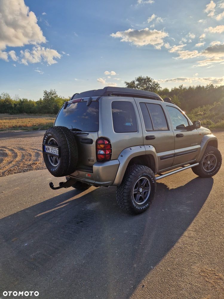 Jeep Cherokee 2.8L CRD Renegade - 8