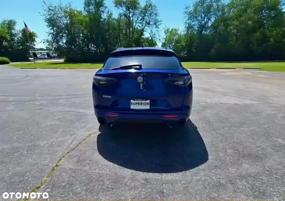 Alfa Romeo Stelvio 2.0 Turbo 16V AT8-Q4 Ti