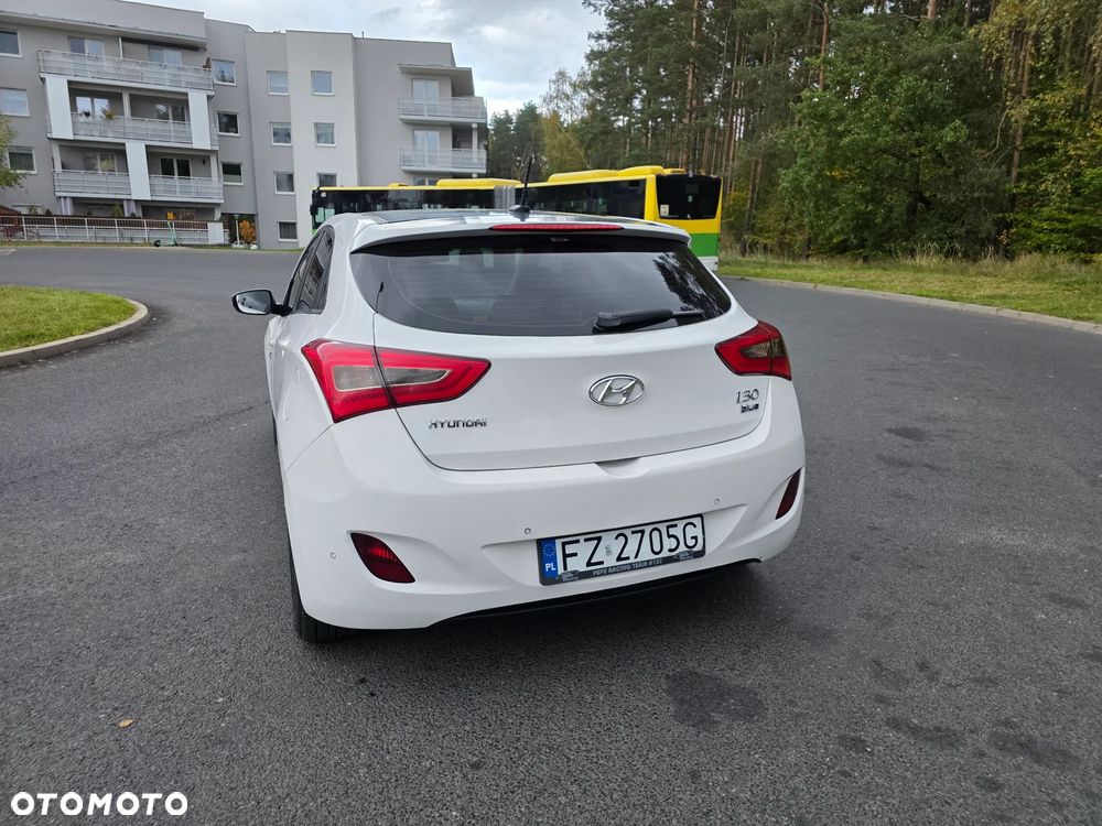 Hyundai i30 1.6 CRDi BlueDrive Premium - 7