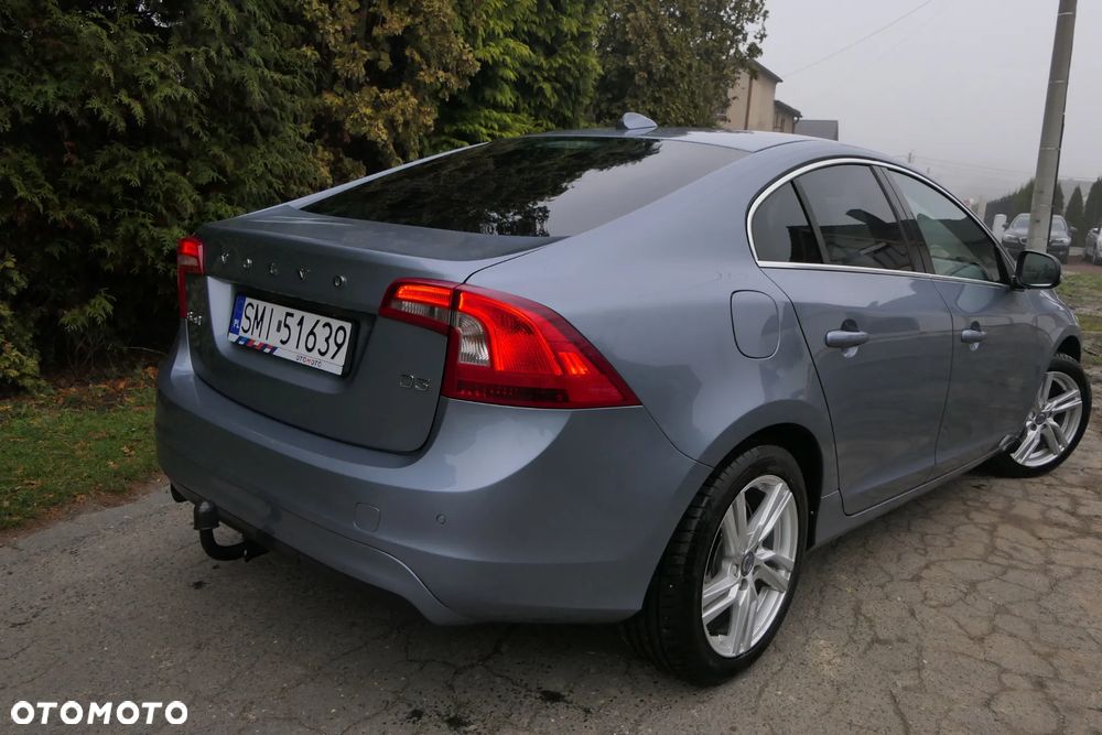 Volvo S60 D3 Drive-E Momentum - 8