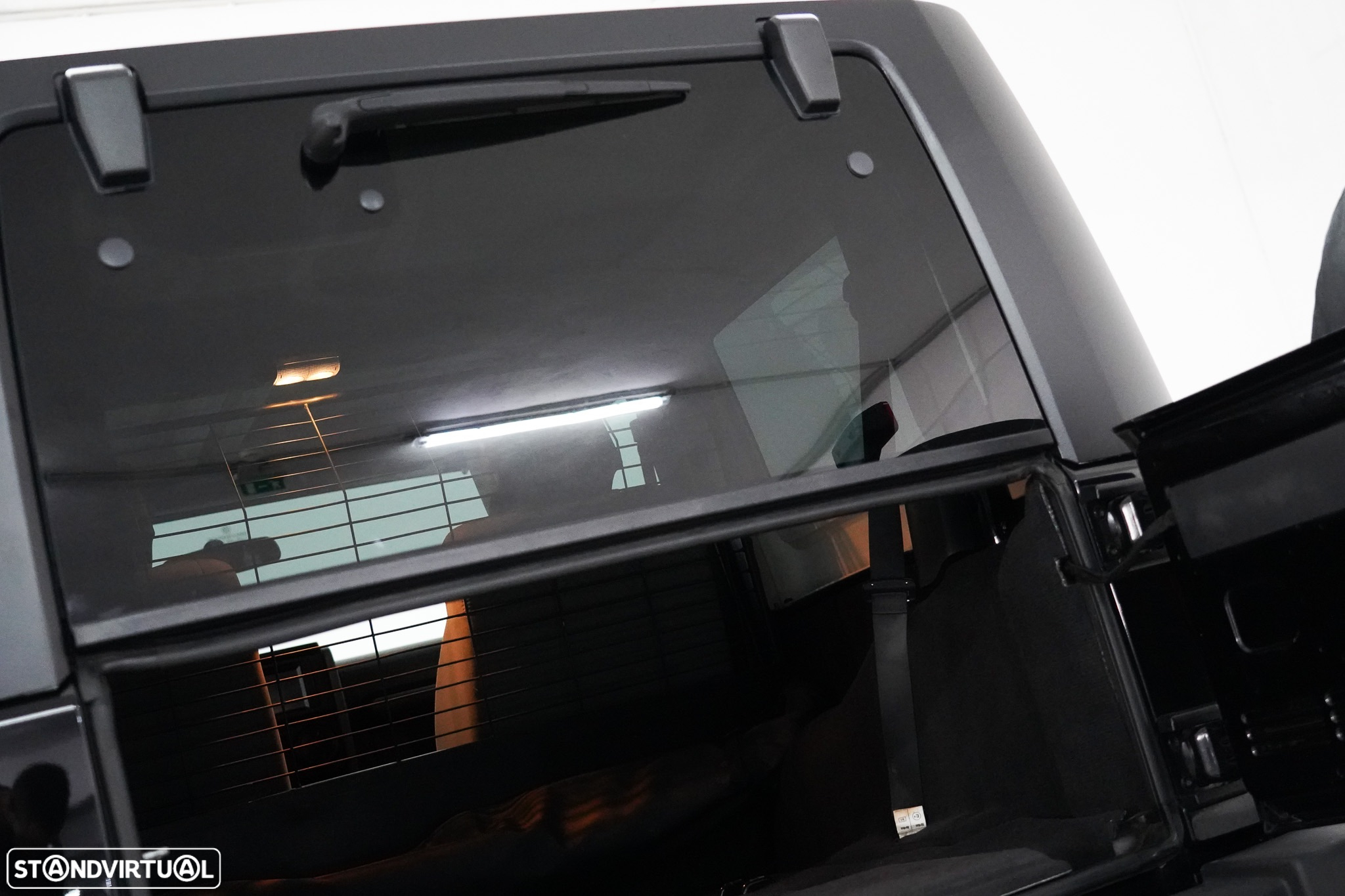 Jeep Wrangler - 13