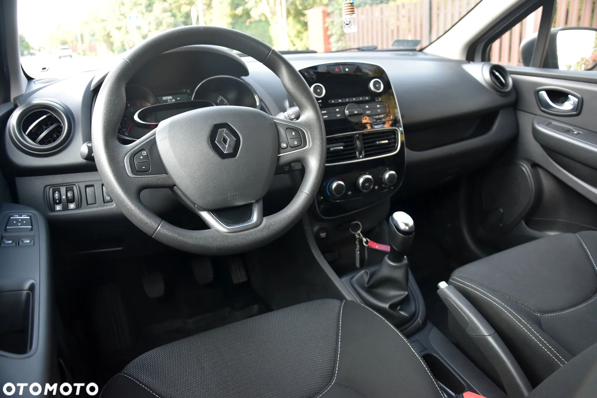 Renault Clio 1.5 dCi Energy Life - 14