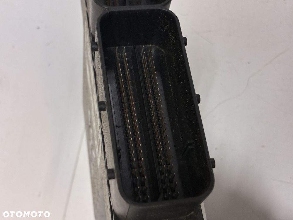 MERCEDES KOMPUTER  STEROWNIK  SILNIKA ECU A6481500579 - 5