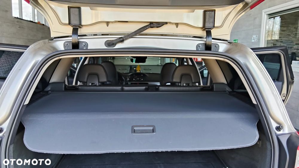 Volvo V70 D2 Geartronic Powershift Momentum - 15