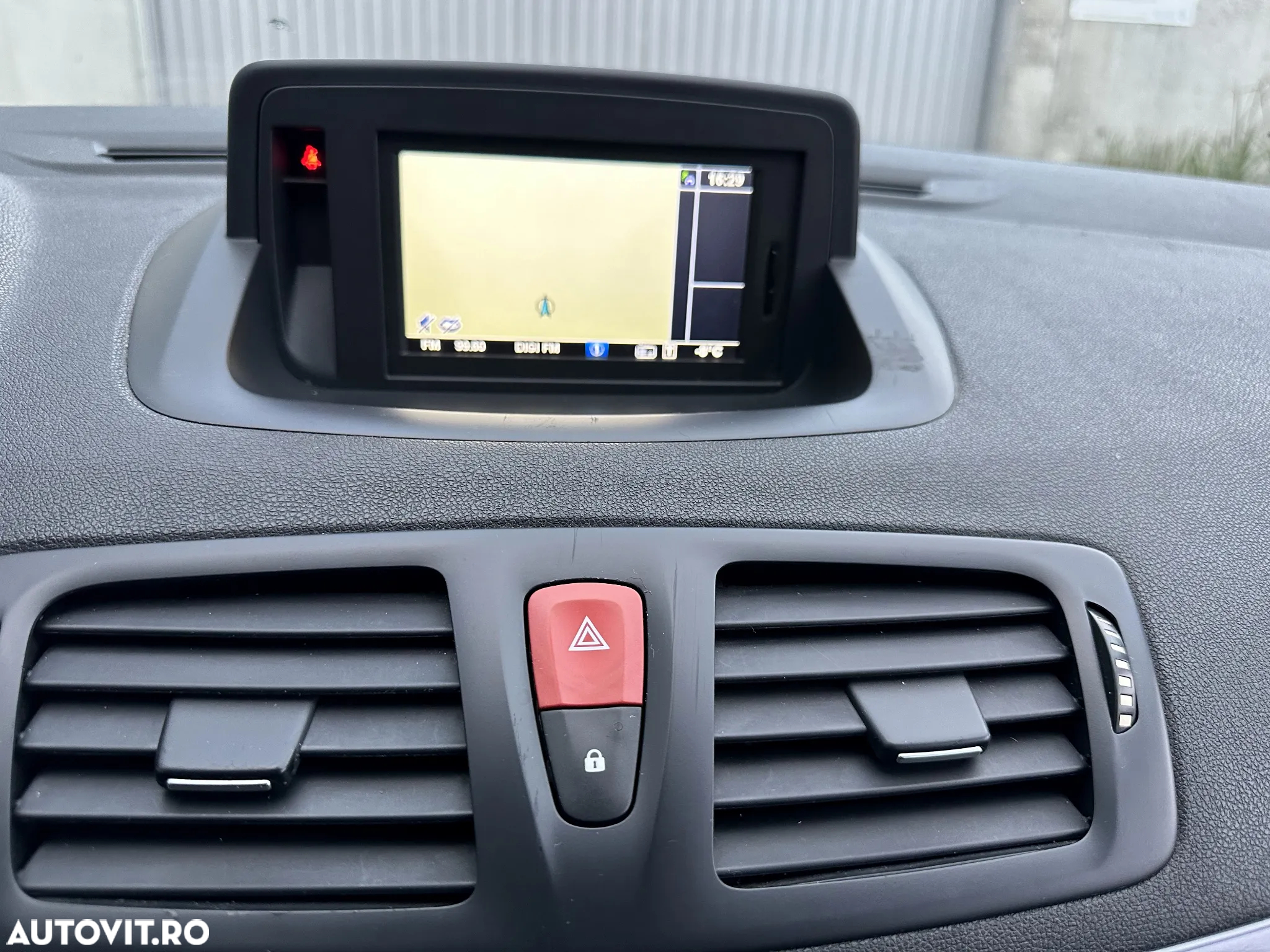 Renault Megane dCi 110 FAP EDC Dynamique - 23