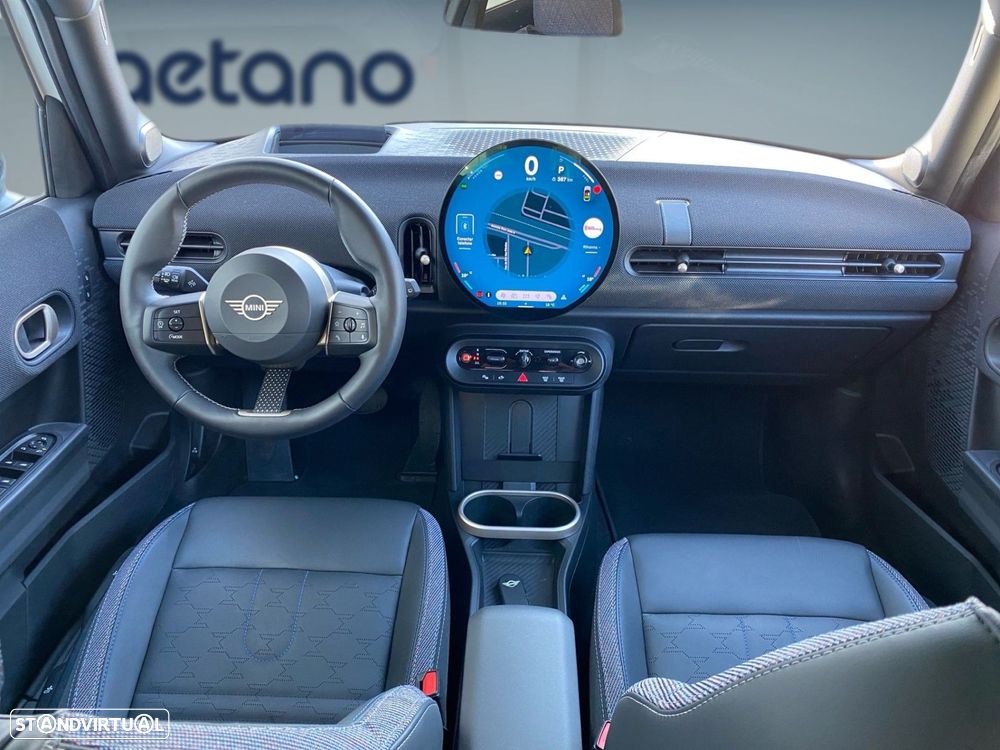 MINI 5 Portas Cooper Classic Auto - 4