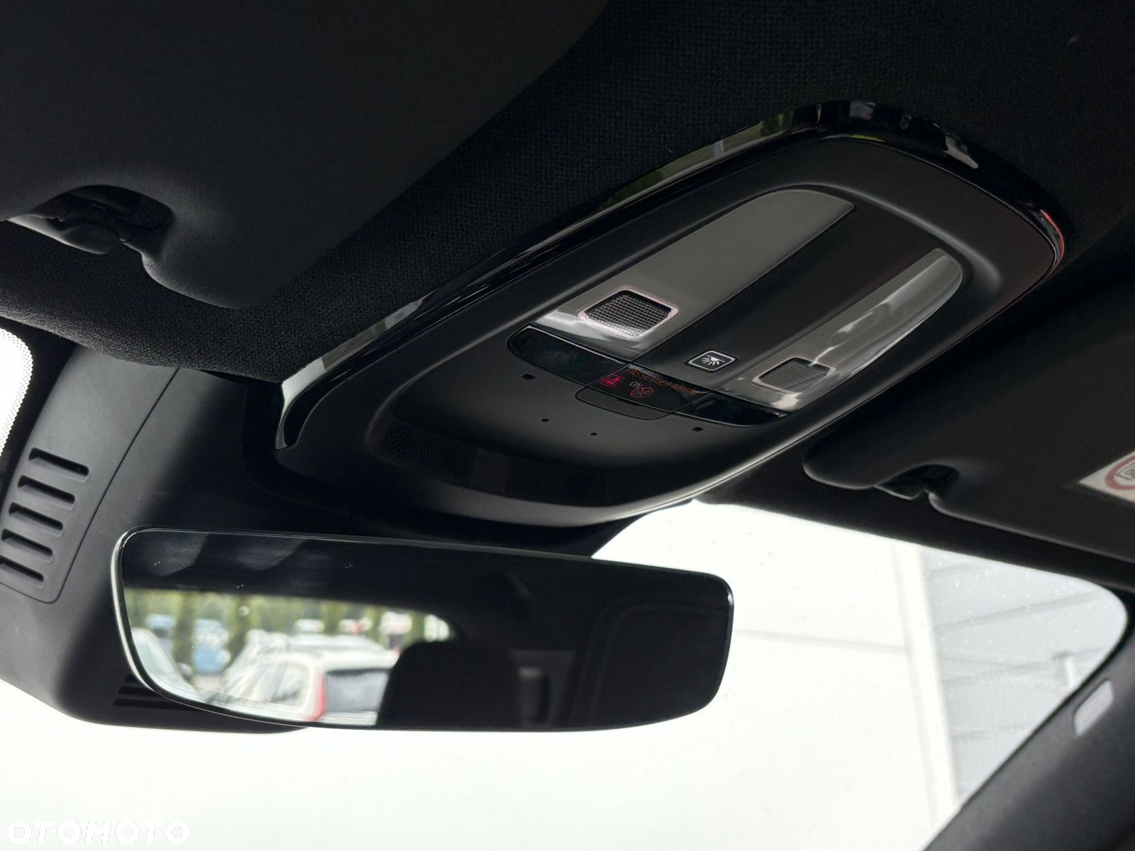 Volvo XC 40 - 23