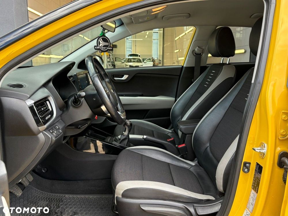 Kia Stonic 1.4 L - 8