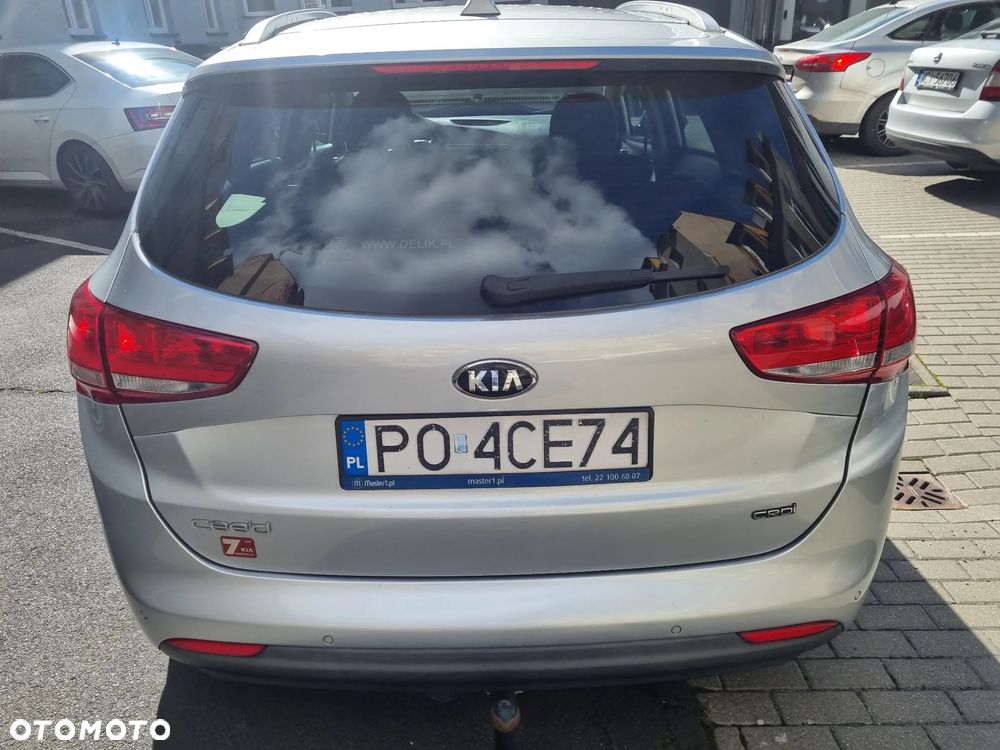 Kia Ceed - 8