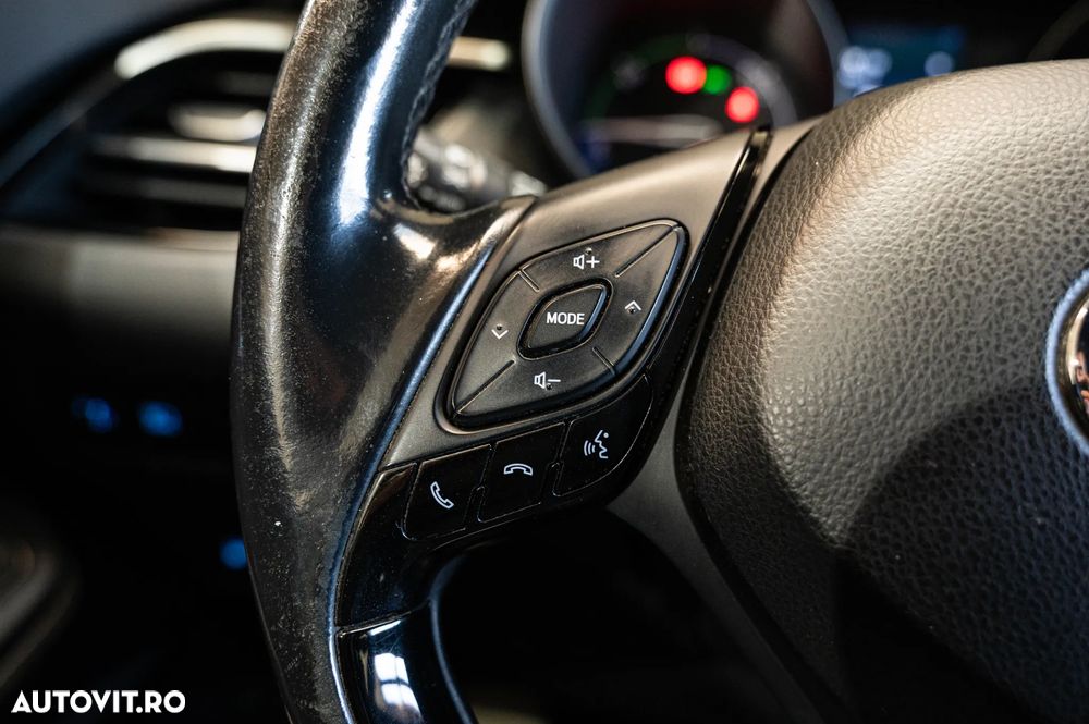 Toyota C-HR 1.8 HSD 4x2 CVT C-lassy - 22