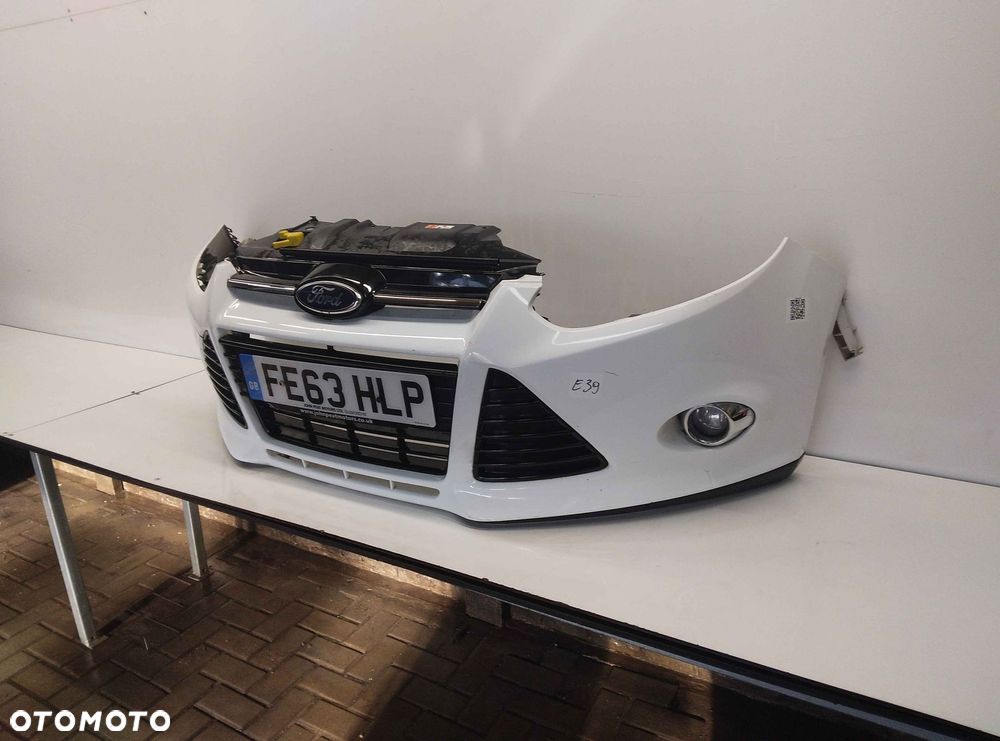 } ZDERZAK PRZÓD PRZEDNI FORD FOCUS MK.3 3 III FROZEN WHITE 5F BIAŁY HALOGENY - 2