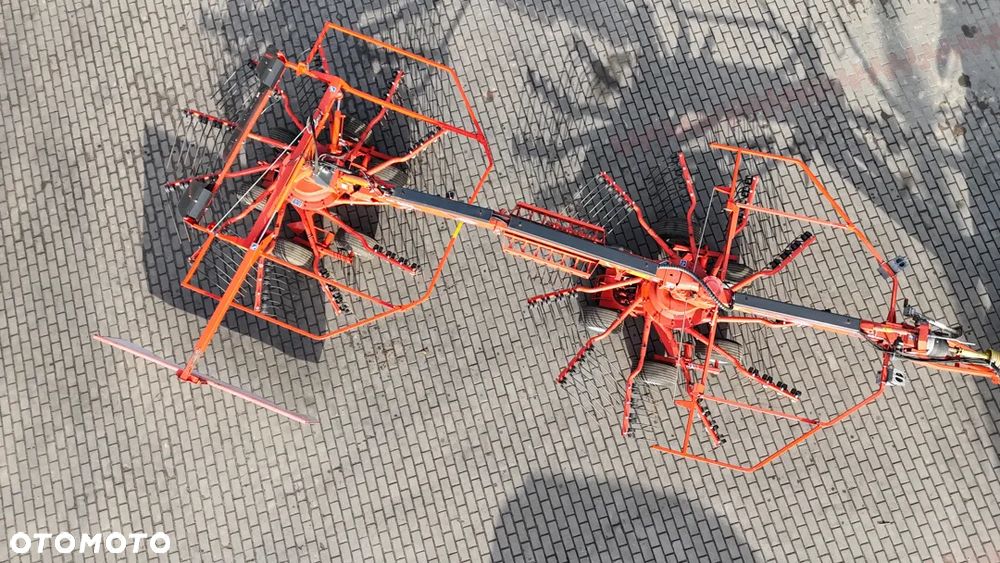 Kuhn ZGRABIARKA GA 6632 ZGRABIARKA KUHN 2 KARUZELE Zapraszam Posiadam wiele maszyn Ciagnik Prasa Kosiarka - 3