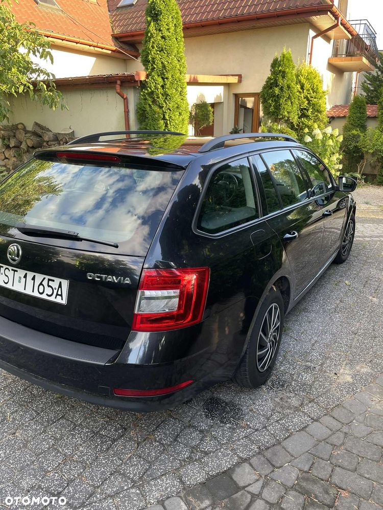 Skoda Octavia 1.6 TDI Active - 2