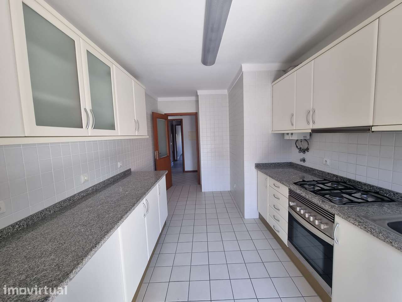 Apartamento T2 Praia da Barra - Grande imagem: 3/18