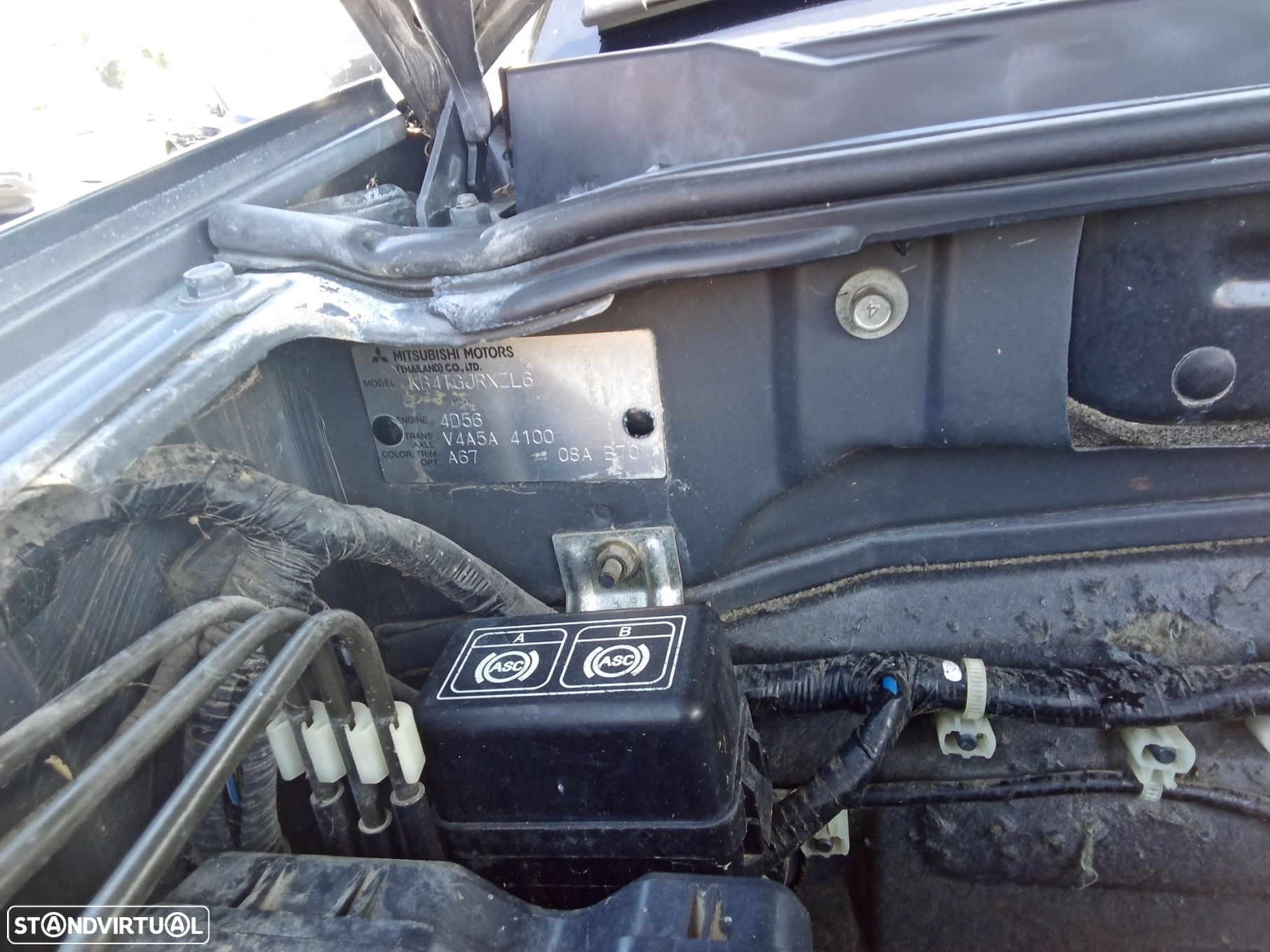 Mitsubishi L200 - 35