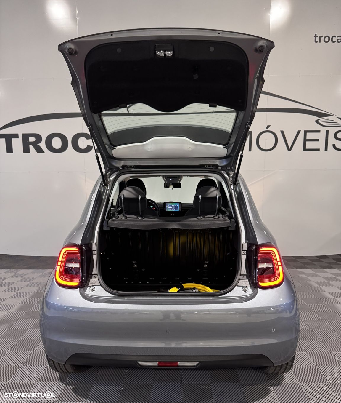Fiat 500e Action - 11