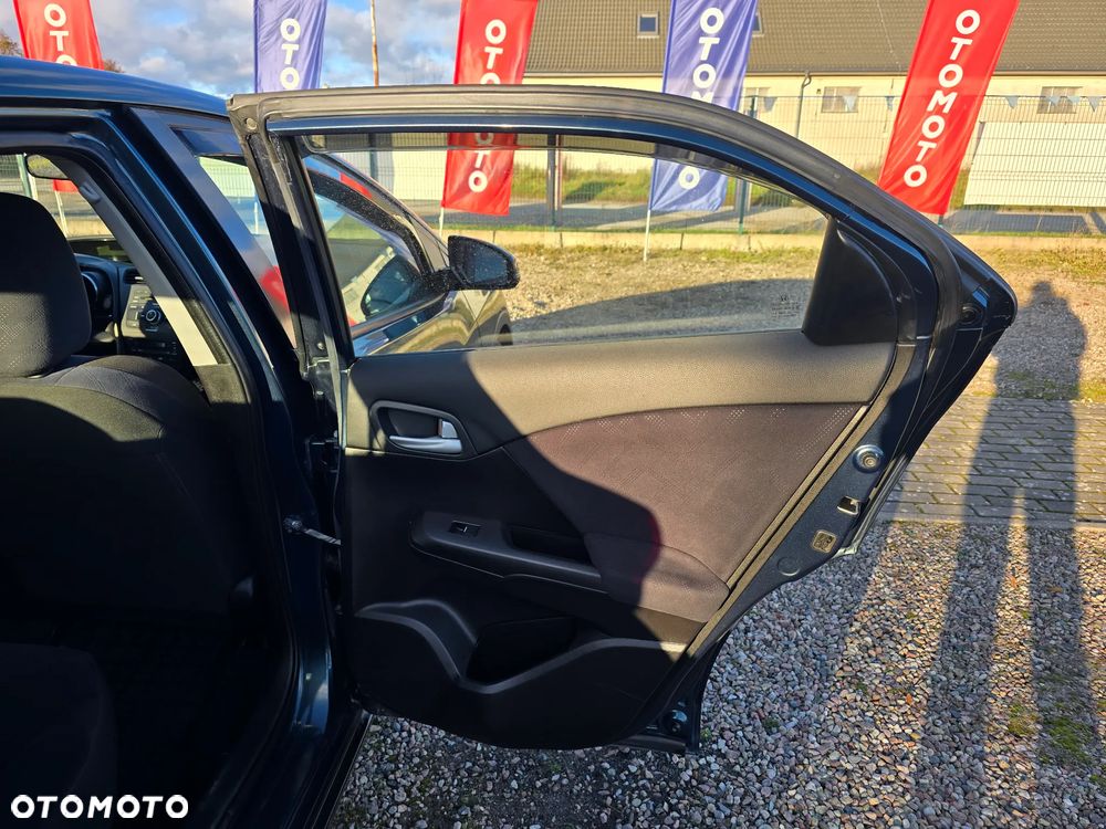 Honda Civic 1.4 Comfort - 12