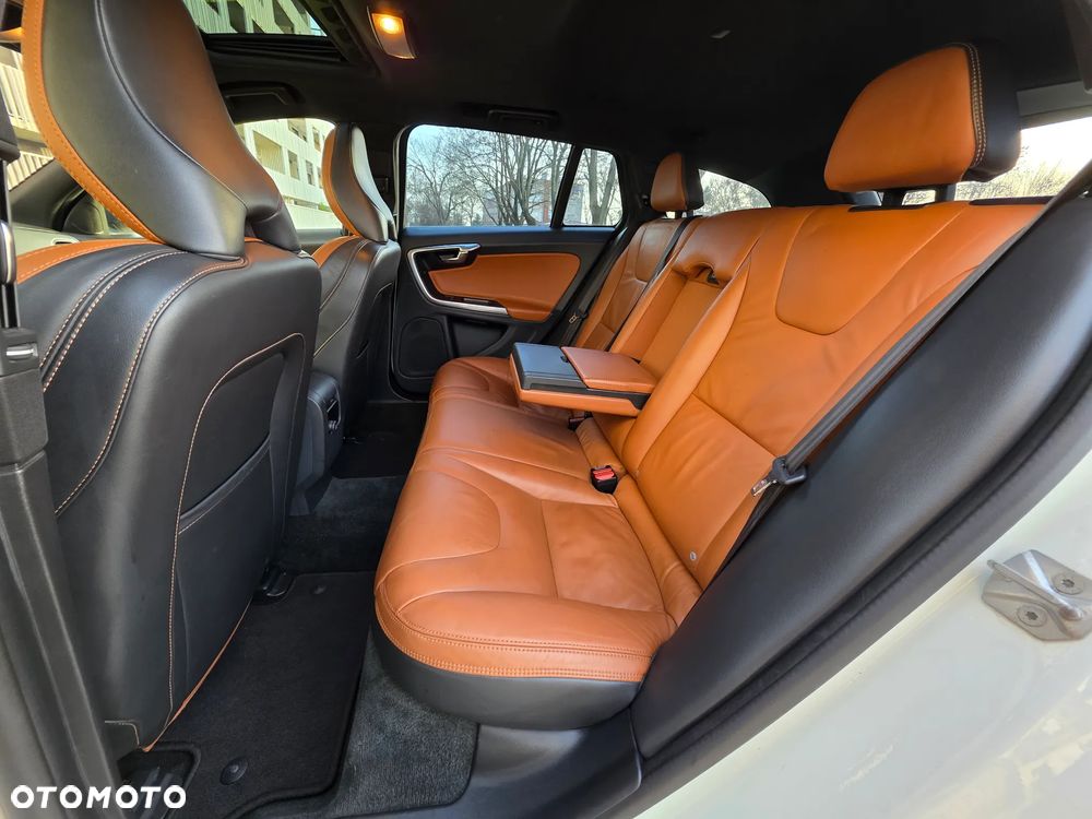 Volvo V60 - 23