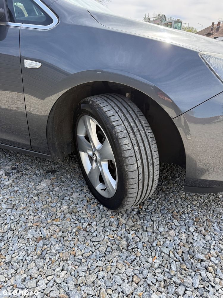 Opel Astra 1.4 Turbo Sport - 4