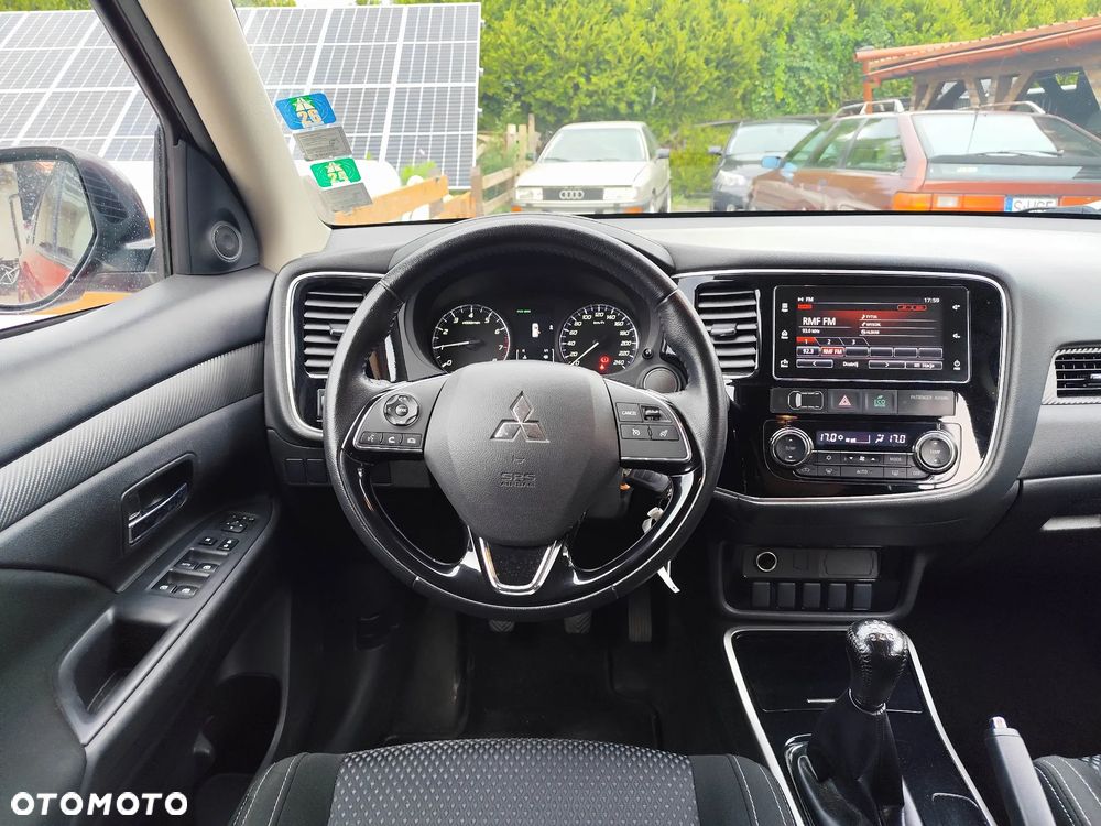 Mitsubishi Outlander 2.0 2WD Inform - 7