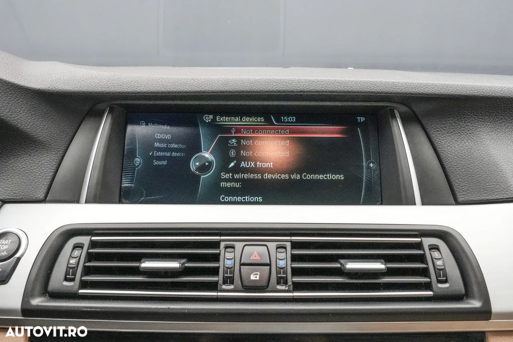 BMW Seria 5 520d xDrive Aut. Modern Line - 25