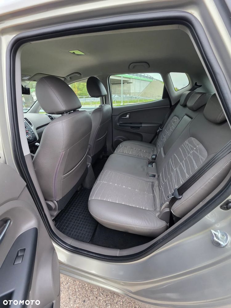 Kia Venga 1.6 CVVT Automatik Platinum Edition - 18