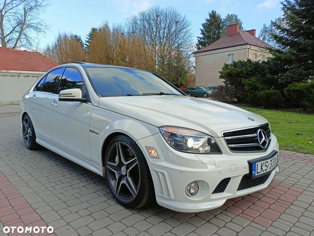 Mercedes-Benz Klasa C 63 AMG 7G-TRONIC SPORT EDITION - 12