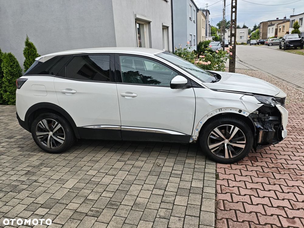 Peugeot 3008 PureTech 130 Stop & Start GPF Allure - 10