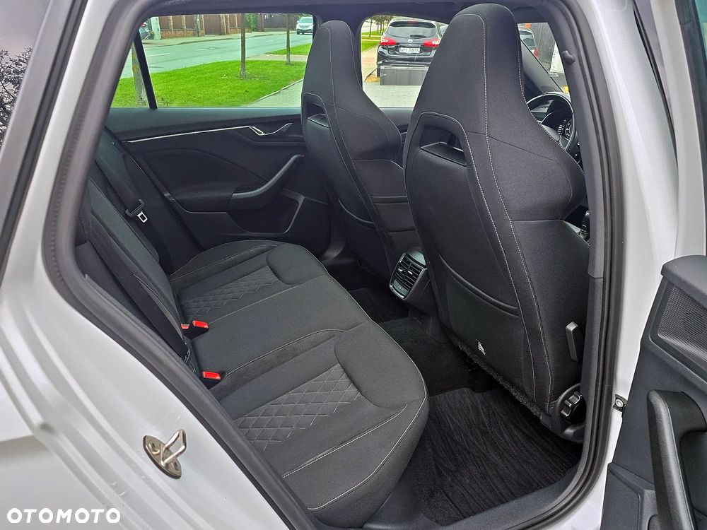 Skoda Kamiq 1.5 TSI DSG Monte Carlo - 19