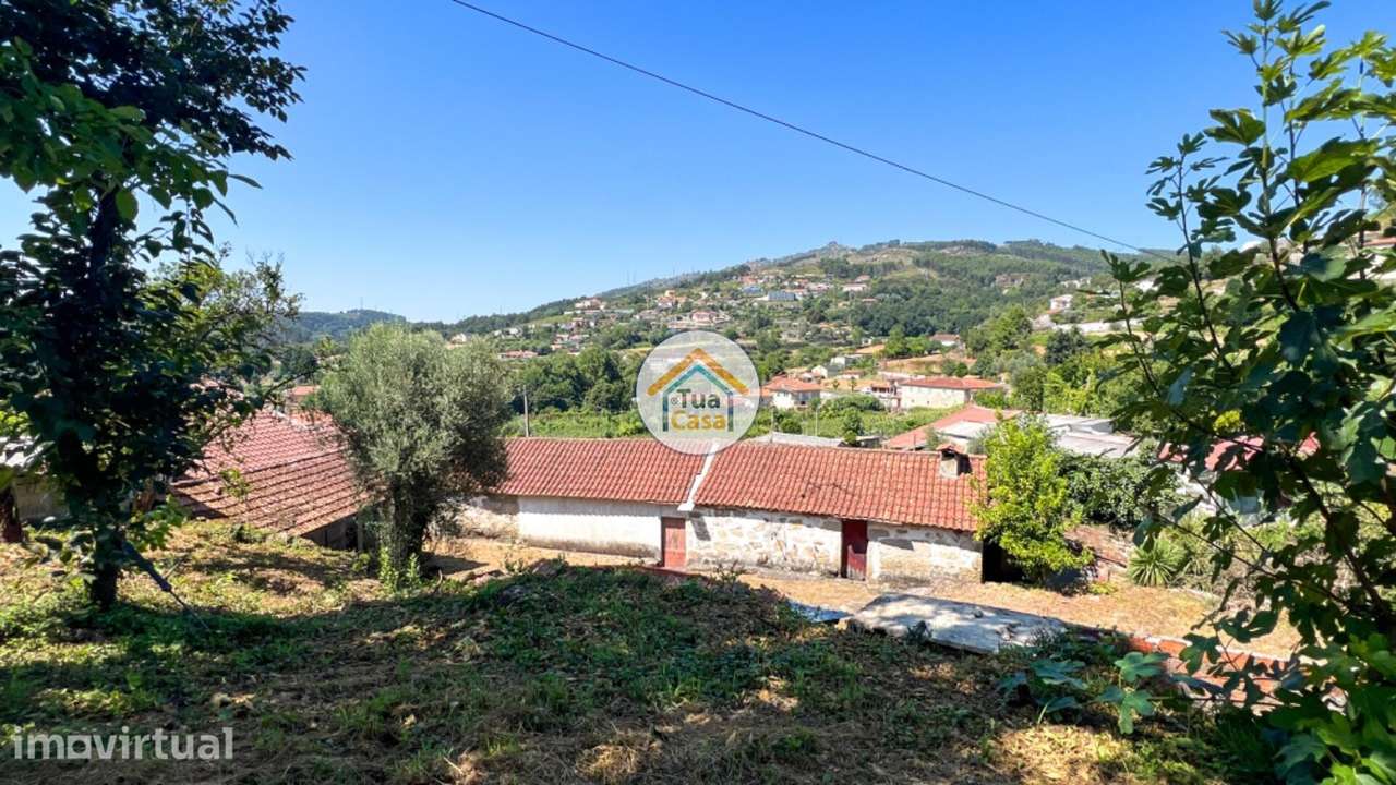 Casa com Terreno para Recuperar - Frades - Povoa Lanhoso - Grande imagem: 2/47