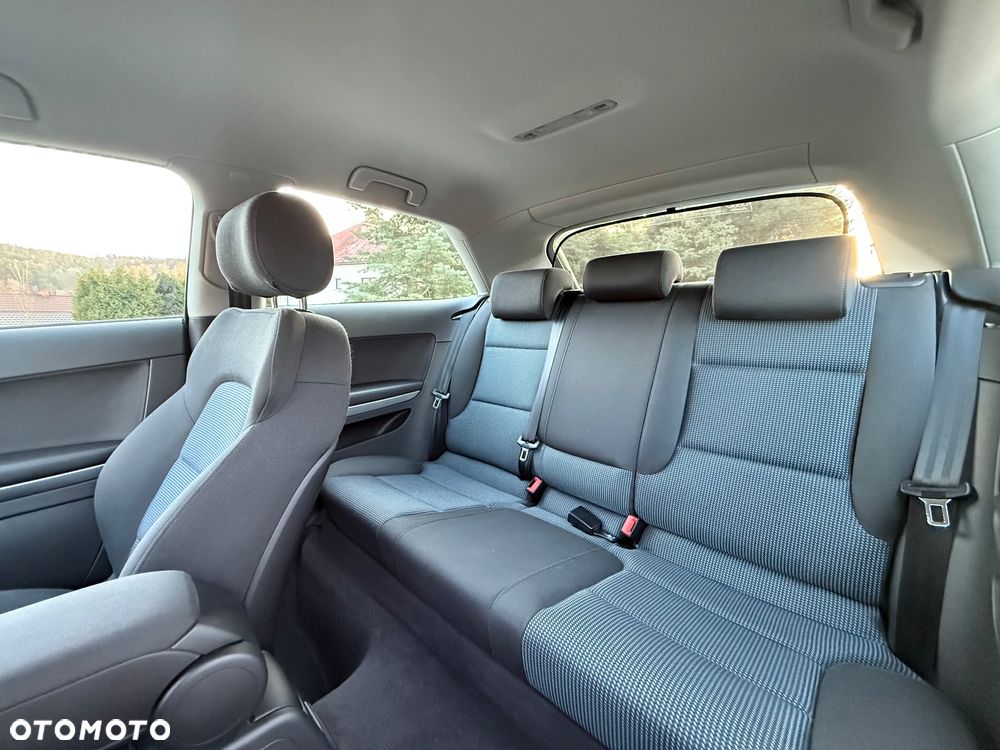 Audi A3 3-drzwiowe 1.6 TDI DPF Ambition - 21