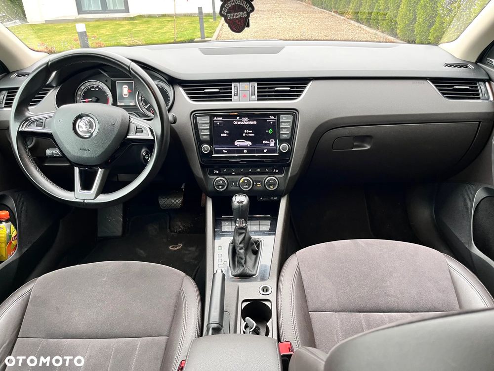 Skoda Octavia 2.0 TDI L&K DSG - 19