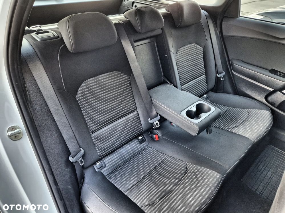 Kia Ceed 1.5 T-GDI M - 5