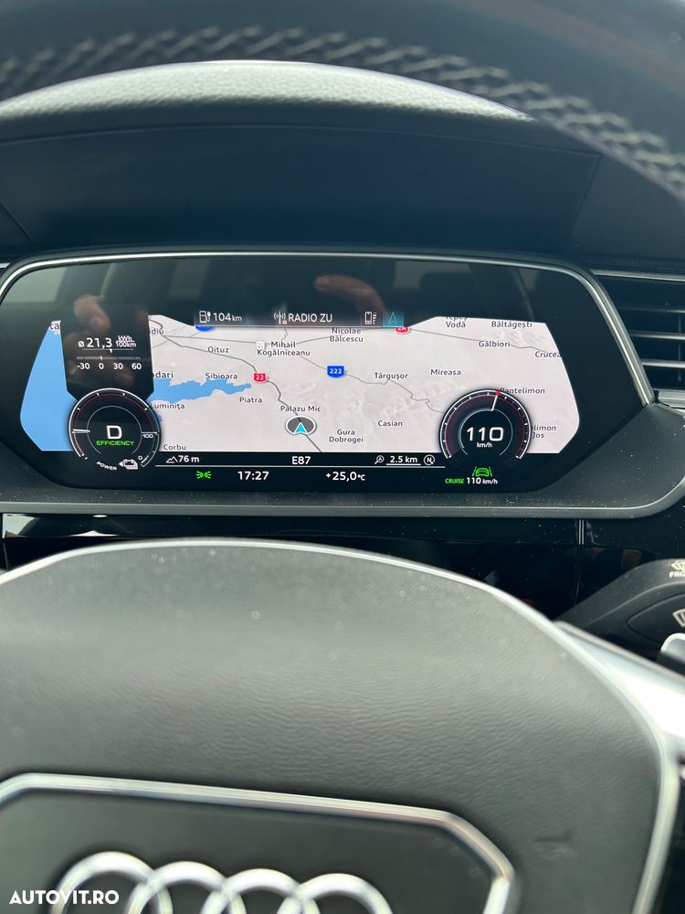 Audi e-tron - 10