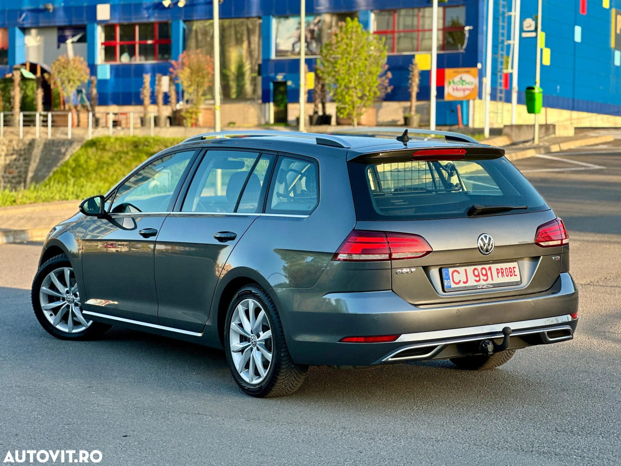 Volkswagen Golf 1.4 TSI (BlueMotion Technology) DSG Highline - 4