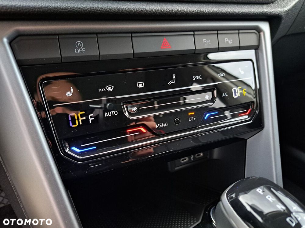 Volkswagen T-Roc 1.5 TSI Life Plus DSG - 25