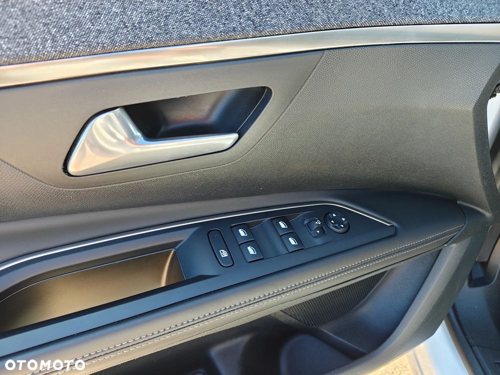 Peugeot 5008 1.5 BlueHDi Allure S&S EAT8 - 13
